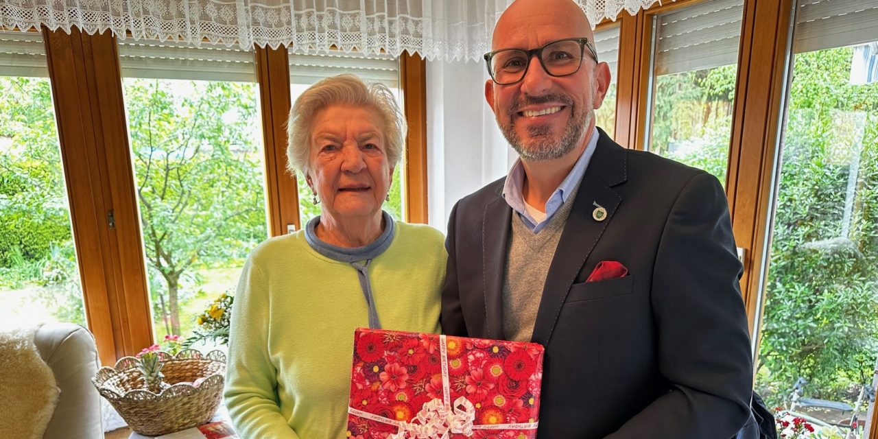 Geburtstagsgratulation Ingeborg Steinkellner (91)