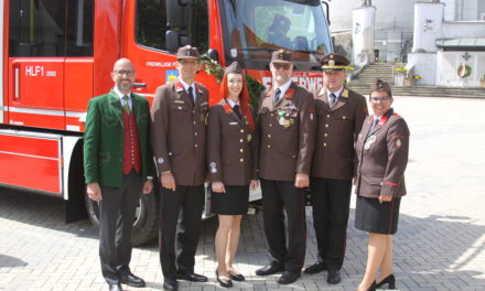 Segnung eines neuen Hilfeleistungsfahrzeuges der FF Seggauberg