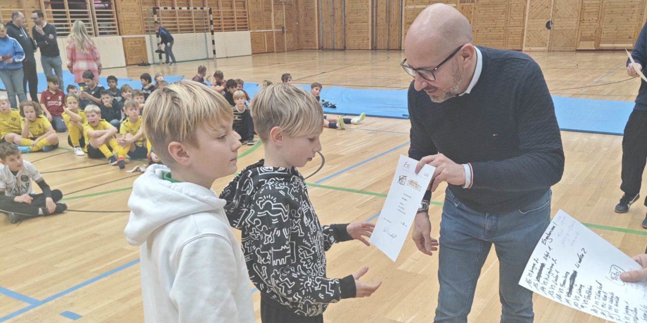 Fußball: Volksschulcup 2024