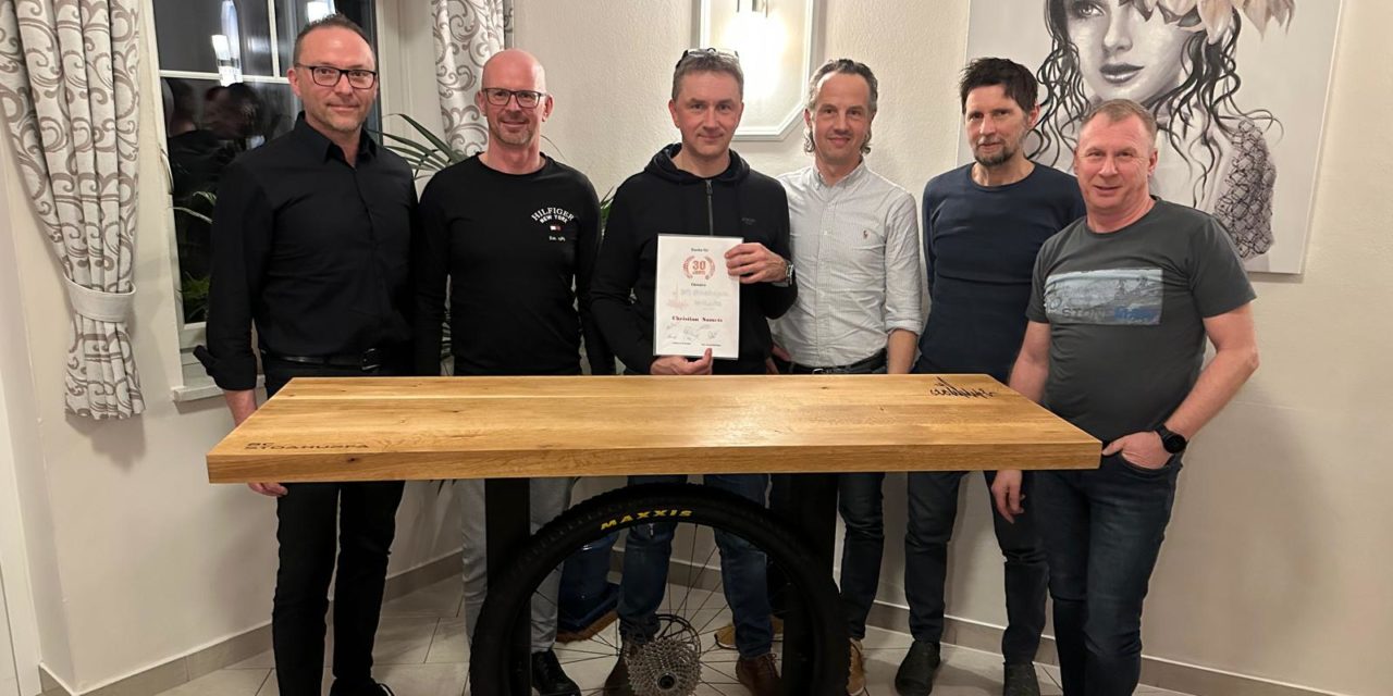 Radsport: 30-Jahr-Ehrung für Stoahupfa-Obmann Sametz