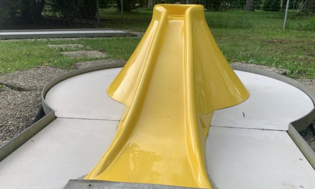 Minigolf Leibnitz – Freizeitvergnügen im Schatten der Bäume des Stadtparks