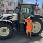 Übergabe von zwei Valtra-Traktoren an den Wirtschaftshof Leibnitz