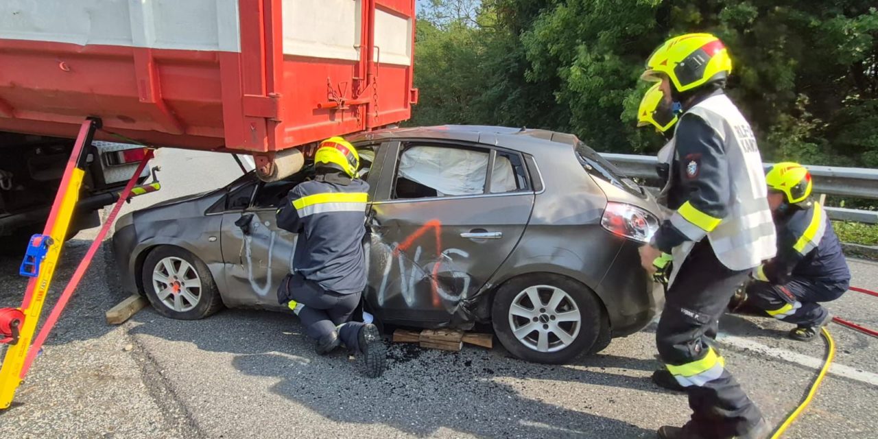 Abschnittsübung der Feuerwehr Kaindorf an der Sulm
