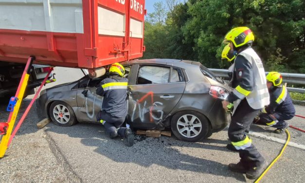 Abschnittsübung der Feuerwehr Kaindorf an der Sulm