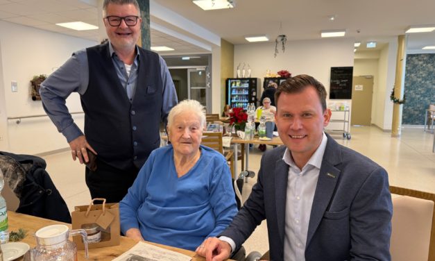 Geburtstagsgratulation Erika Kossek (99)