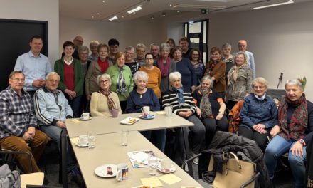 Austausch beim Senioren-Stammtisch mit Bgm. Daniel Kos