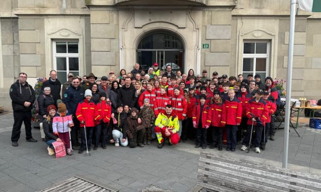 Gemeinschaftliches Anpacken: Frühjahrsputz sorgt für ein strahlendes Leibnitz