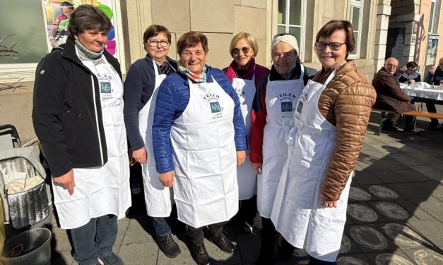 Benefizsuppenessen der Katholischen Frauenbewegung