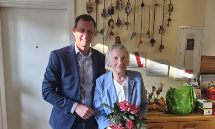 Geburtstagsgratulation Theresia Zirkl (95)