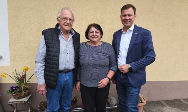 Geburtstagsgratulation Roiko Rudolf (85) & Roiko Rosa Brigitte (70)