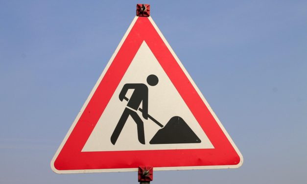 Ankündigung von Straßenbauarbeiten