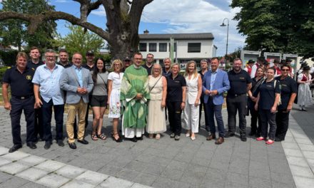 Würdevoller Abschied von der Leibnitzer Stadtlinde