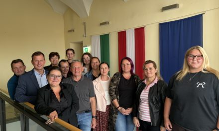 Angelobung neuer Mitarbeiter im Rathaus